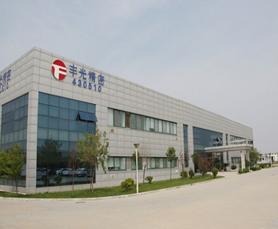 丰光精密：客户集中度高企 下游遇冷新增产能或“消化不良”
