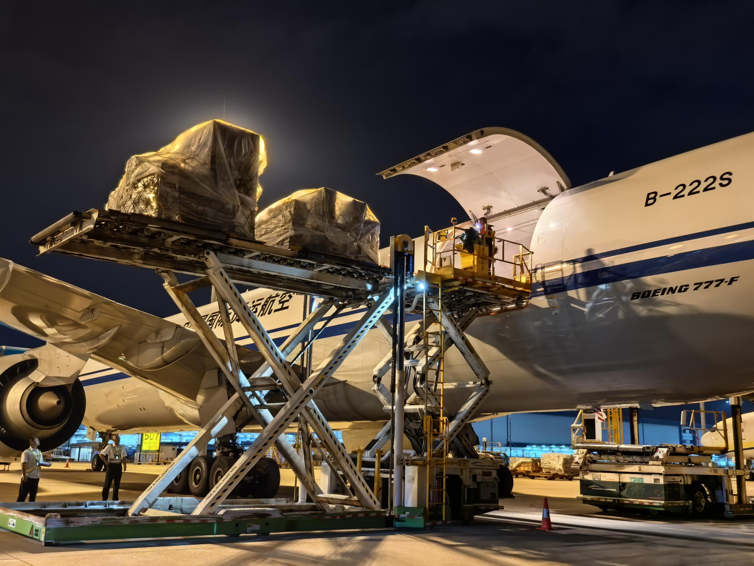 国货航：航空货运价回落业绩开倒车 关联购销数据矛盾“缺口”或超千万元