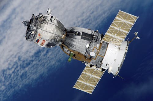 全球商业航天产业将进定价体系 国内火箭卫星产业化加速兑现基本面